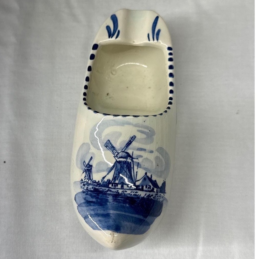 Vintage Delft Blue Hand Painted Ceramic Dutch Clog Shoe Ashtray Windmill Scene